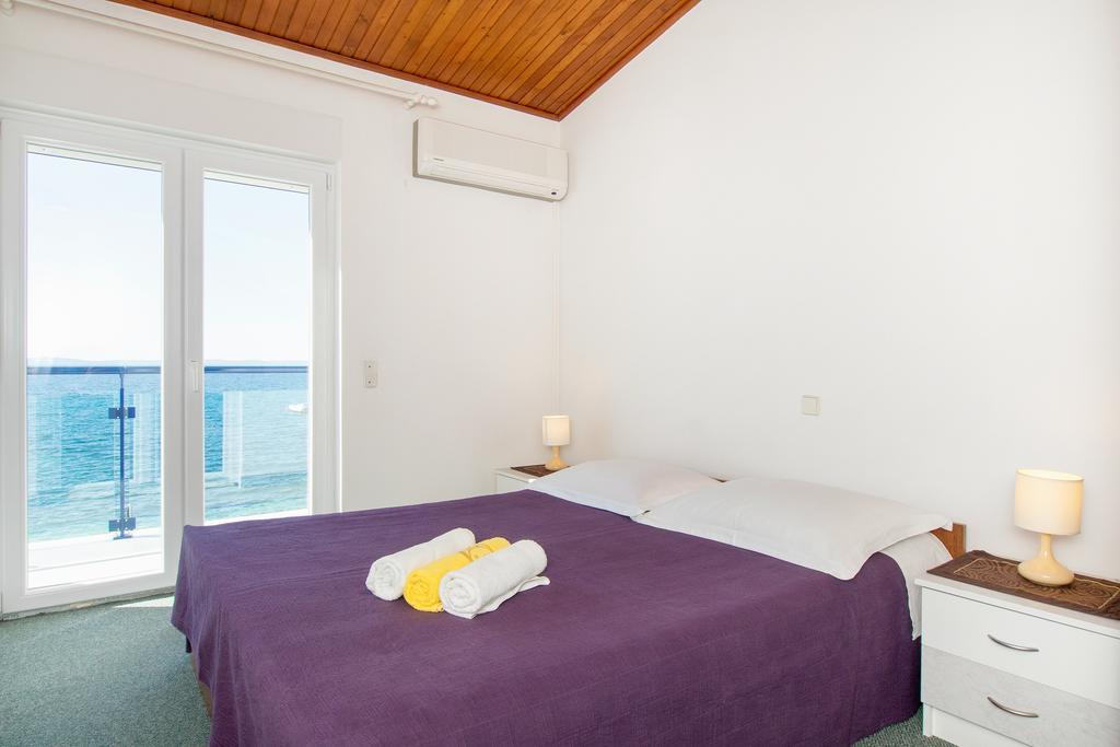 Beach Guesthouse Mediteran Podstrana Quarto foto