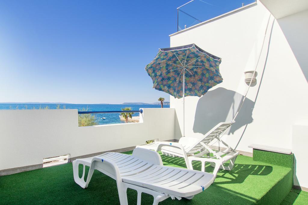 Beach Guesthouse Mediteran Podstrana Quarto foto