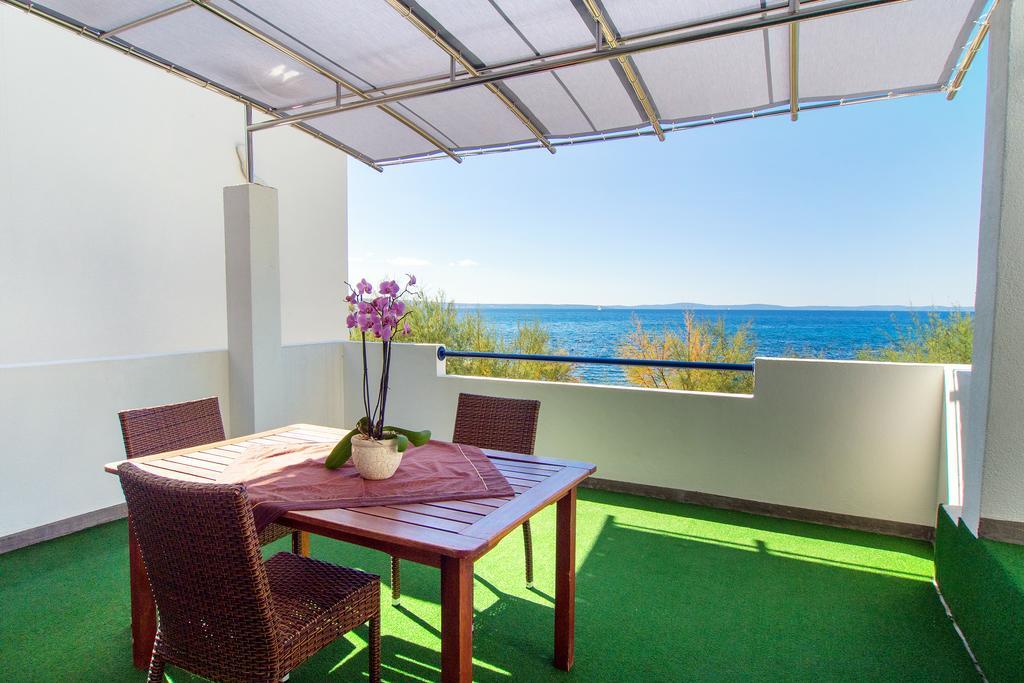 Beach Guesthouse Mediteran Podstrana Quarto foto