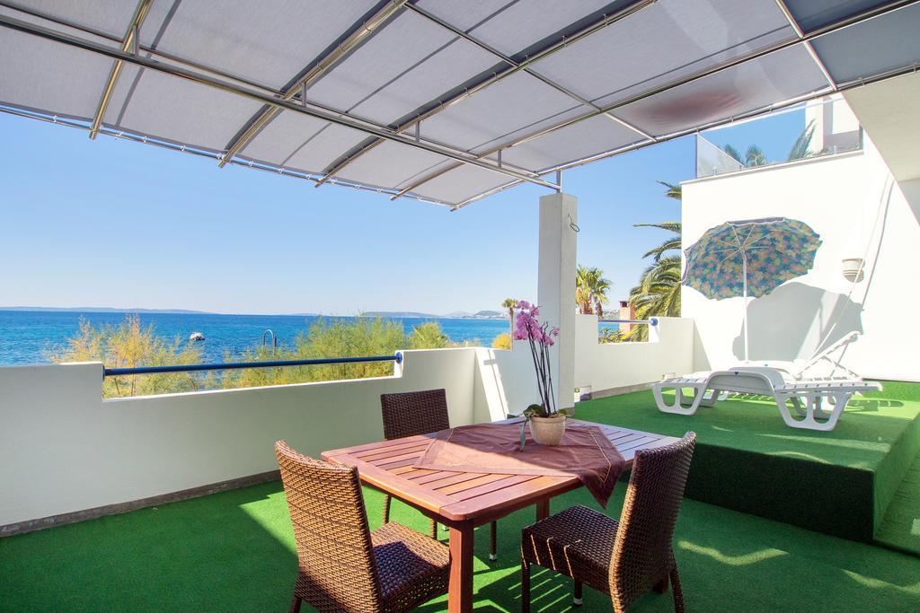 Beach Guesthouse Mediteran Podstrana Quarto foto